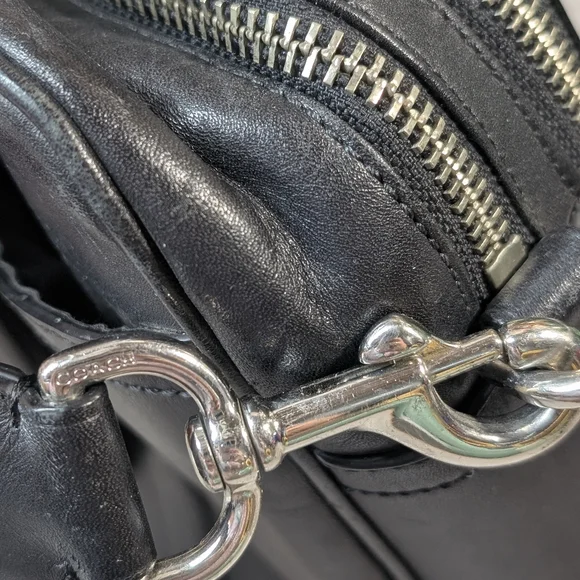 Coach Black Leather Men's Bag - Picture 7 of 15